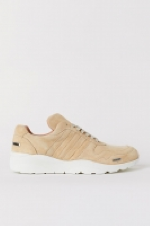  Sneaker aus Veloursleder CHF 59.95