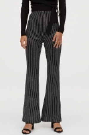  Ausgestellte Jerseyhose CHF 14.95