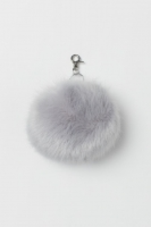 HM   Taschenschmuck mit Pompon