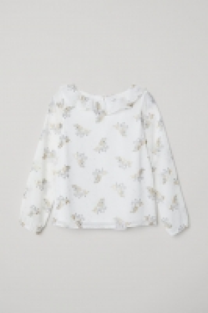  Bluse mit Volantkragen CHF 10.95