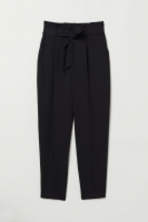  Hose mit Paperbag-Bund CHF 41.95