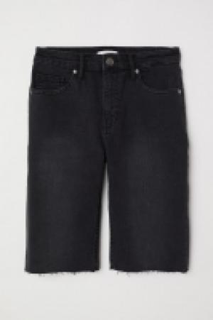  Knielange Jeansshorts CHF 14.95