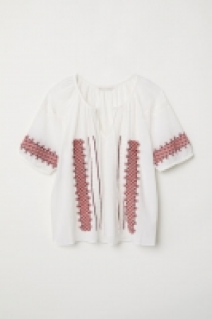 Bestickte Bluse CHF 29.95