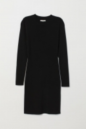 Figurnahes Kleid CHF 39.95