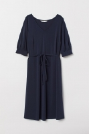 MAMA Kleid mit V-Ausschnitt CHF 24.95