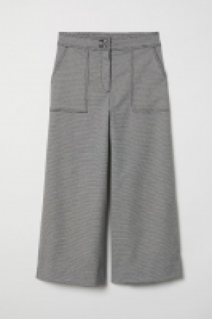 Knöchelhose CHF 23.95