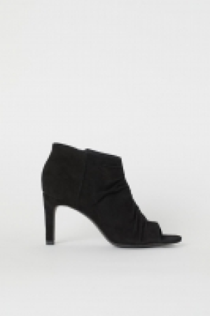 Stiefeletten aus Veloursleder CHF 79.95