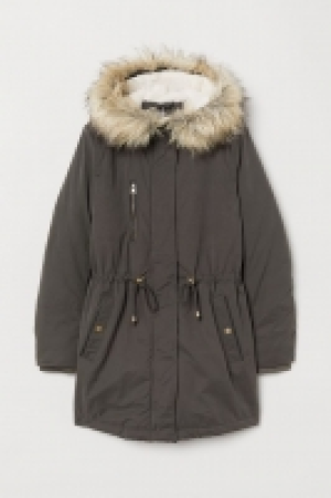 Wattierter Parka mit Kapuze CHF 29.95