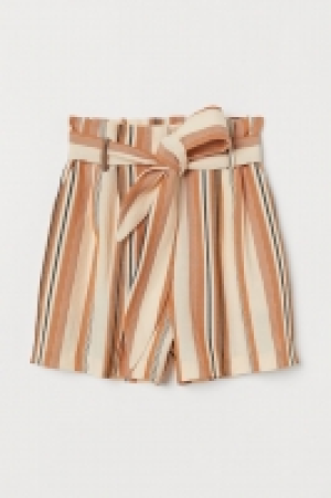 Paperbag-Shorts CHF 15.45