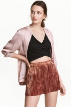 Plissierte Shorts CHF 17.95