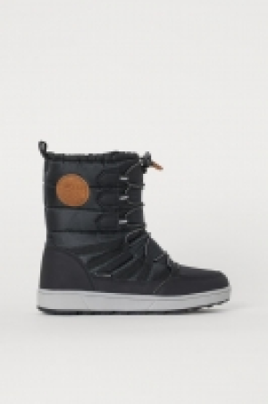 Boots mit wasserdichtem Fuss CHF 33.95