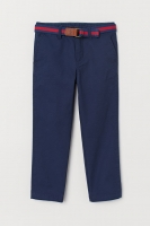 Hose mit Gürtel CHF 15.95