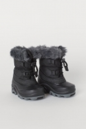 Wasserdichte Schnürstiefel CHF 17.95