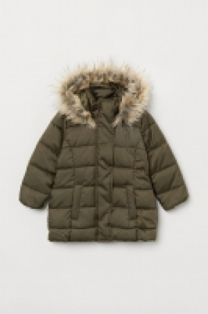 Wattierte Jacke mit Kapuze CHF 12.95
