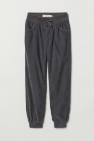 Gefütterte Cordhose CHF 15.95