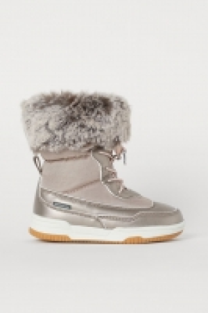 Wasserdichte Schnürstiefel CHF 33.95