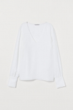 Bluse mit V-Ausschnitt CHF 10.95