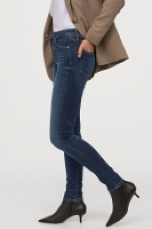 Shaping Skinny Regular Jeans CHF 41.95