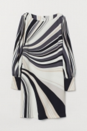 Kleid mit U-Boot-Ausschnitt CHF 26.95