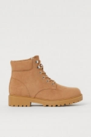 Stiefel mit warmem Futter CHF 25.95