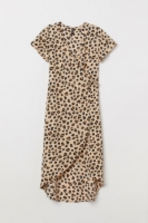 Gemustertes Wickelkleid CHF 17.95