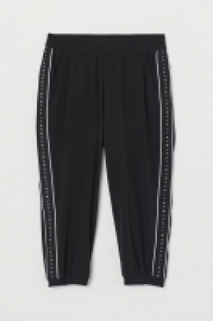 Sporthose in 3/4-Länge CHF 10.95