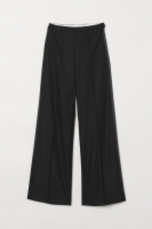 Weite Hose aus Wollmix CHF 89.95