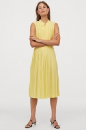 Plissiertes Kleid CHF 20.95