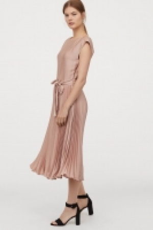 Plissiertes Kleid CHF 19.95