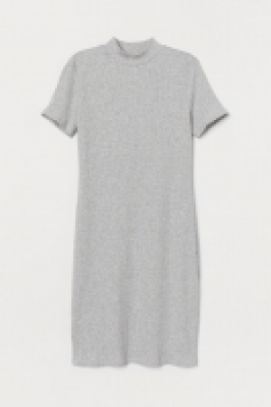 Kleid mit Turtleneck CHF 14.95
