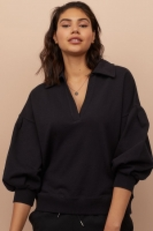 Sweatshirt mit Kragen CHF 15.95