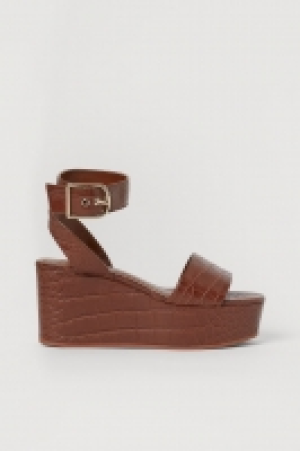 Sandaletten mit Keilabsatz CHF 22.95