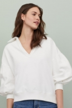 Sweatshirt mit Kragen CHF 12.95