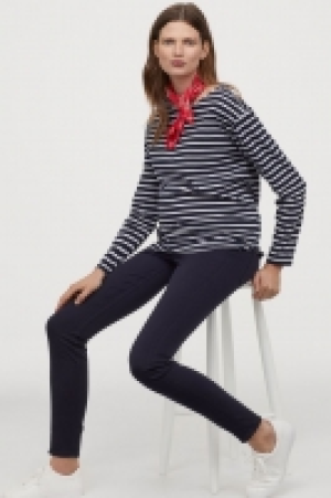 MAMA Weite Twillhose CHF 22.95