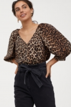 Bluse mit Ballonärmeln CHF 13.95