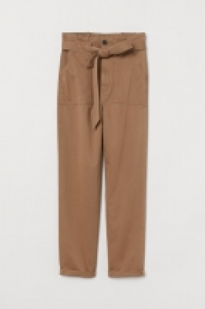 Paperbag-Hose aus Twill CHF 18.95