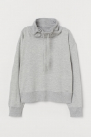 Sweatshirt mit Tunnelkragen CHF 21.95