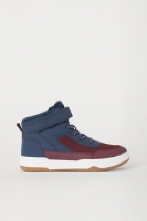 Hohe Sneaker CHF 18.95