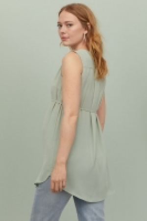 MAMA Bluse mit V-Ausschnitt CHF 14.95