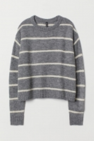 Gerippter Pullover CHF 18.95