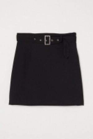 Jupe mit Gürtel CHF 17.95