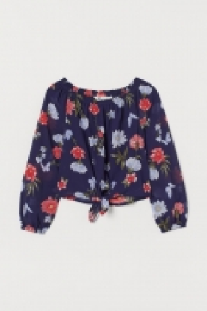 Bluse mit Bindesaum CHF 9.95