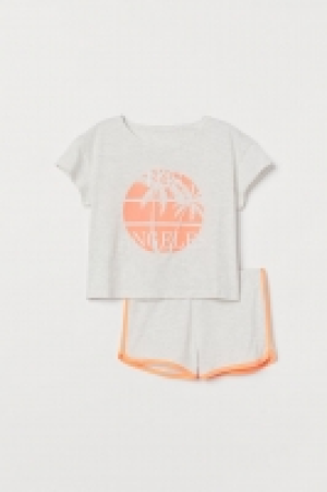 Schlafshirt und Shorts CHF 14.95