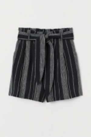 Paperbag-Shorts CHF 15.95