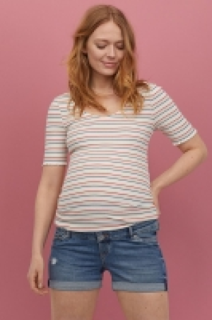 MAMA Jeansshorts CHF 23.95