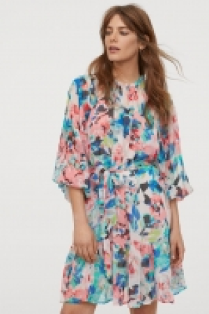 Kurzes Chiffonkleid CHF 20.95