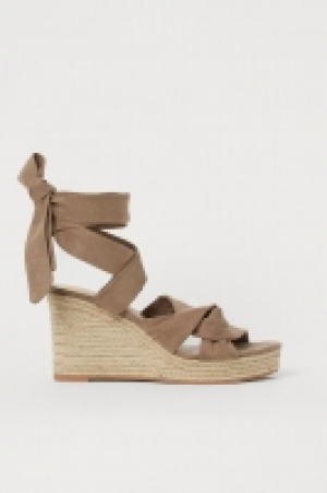 Sandaletten mit Keilabsatz CHF 27.95
