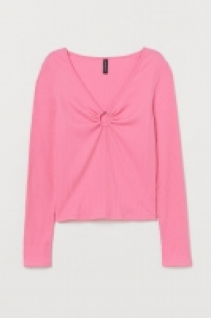 Shirt mit V-Ausschnitt CHF 6.95