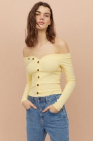 Geripptes Off-Shoulder-Shirt CHF 10.95