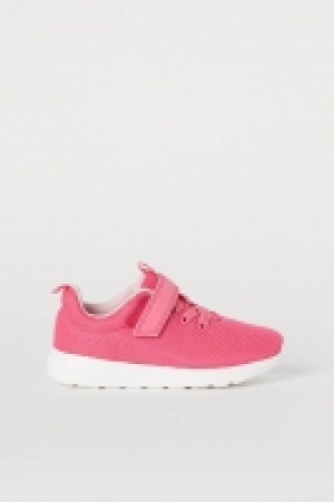 Sneaker aus Mesh CHF 12.95